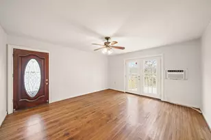 7502 Ley Rd, Houston, TX 77028 - Photo 15