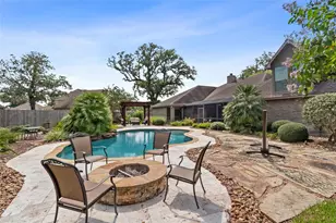 55 Canyon Oak Ct, Lake Jackson, TX 77566 - Photo 33