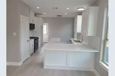 4108 Russell Street, Houston, TX 77026 - Photo 7