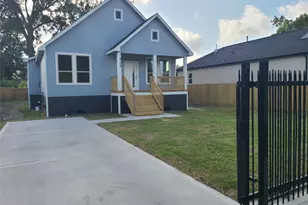 4108 Russell St, Houston, TX 77026 - Photo 3