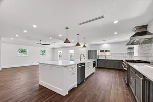 1338 Seaspray Ct, Houston, TX 77008 - Photo 15