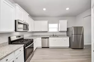 3113 Foresail Ln, Texas City, TX 77510 - Photo 7