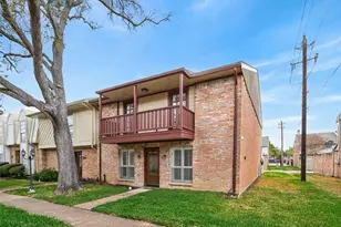 14724 Perthshire Rd, Houston, TX 77079 - Photo 3