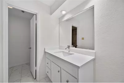 14724 Perthshire Road #F, Houston, TX 77079 - Photo 23