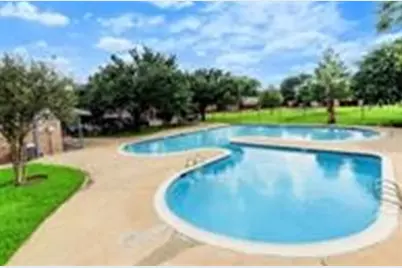 14724 Perthshire Road #F, Houston, TX 77079 - Photo 33