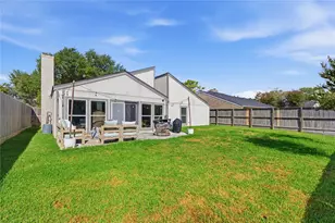 2211 Kinbrook Dr, Houston, TX 77077 - Photo 31