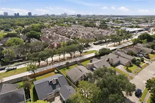 2211 Kinbrook Dr, Houston, TX 77077 - Photo 35