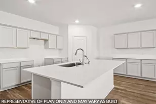 24819 Springbluff Vly Ct, Magnolia, TX 77355 - Photo 3