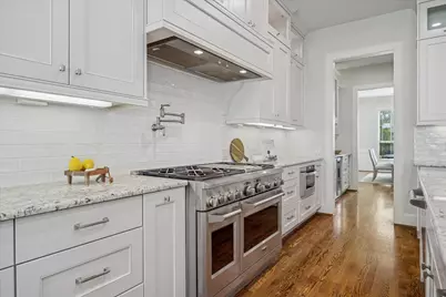 1802 Wakefield Drive, Houston, TX 77018 - Photo 17