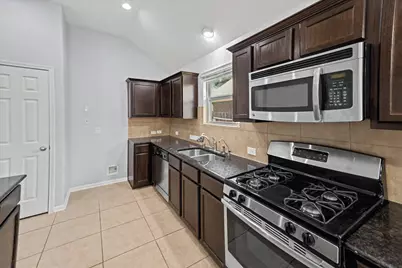 21826 Saragosa Pond Lane, Spring, TX 77379 - Photo 15