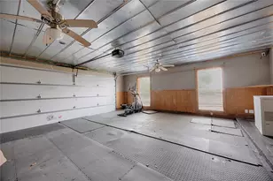 2040 W Guenther Ln, La Grange, TX 78945 - Photo 33