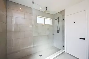 8610 Scaup Dr, Houston, TX 77040 - Photo 5