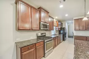 7702 Mona Key Ct, Richmond, TX 77407 - Photo 11