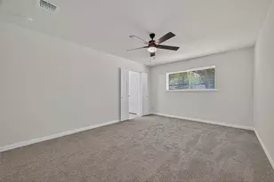 910 Kingsbridge Rd, Houston, TX 77073 - Photo 33