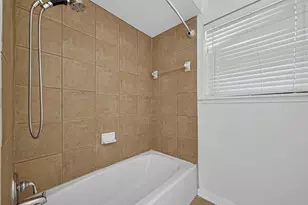 910 Kingsbridge Rd, Houston, TX 77073 - Photo 31