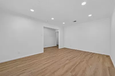 910 Kingsbridge Road, Houston, TX 77073 - Photo 11