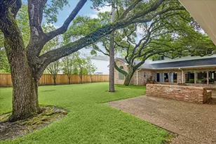 515 Hunterwood Dr, Houston, TX 77024 - Photo 21