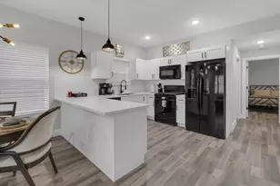 3316 Bacchus St, Houston, TX 77022 - Photo 7