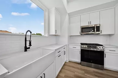 2421 Harrington Street, Houston, TX 77026 - Photo 19