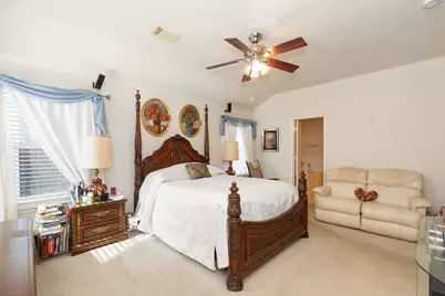 4902 Quiet Canyon Drive, Friendswood, TX 77546 - Photo 17