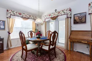 4902 Quiet Canyon Dr, Friendswood, TX 77546 - Photo 15