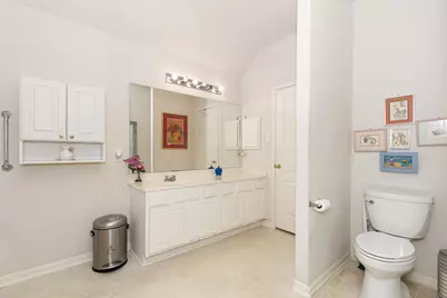 4902 Quiet Canyon Drive, Friendswood, TX 77546 - Photo 19