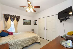 4902 Quiet Canyon Dr, Friendswood, TX 77546 - Photo 23