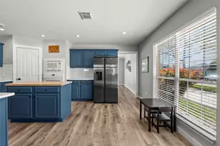 2304 Meadows Blvd, League City, TX 77573 - Photo 13