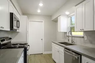 1223 Gentle Bend Dr, Missouri City, TX 77489 - Photo 5