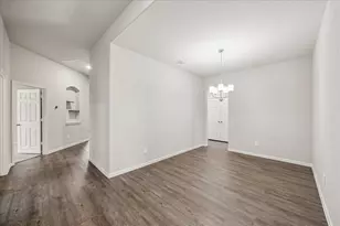 935 Golden Willow Ln, Conroe, TX 77304 - Photo 3