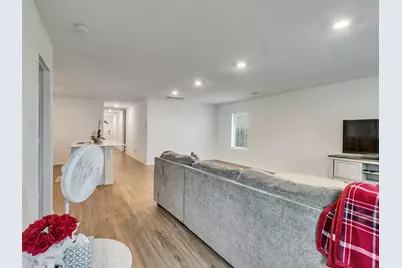 9818 Wembley Vista Court, Baytown, TX 77521 - Photo 15