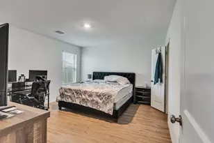 9818 Wembley Vis Ct, Baytown, TX 77521 - Photo 21