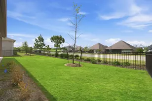 9727 Rockwell Dr, Willis, TX 77318 - Photo 37