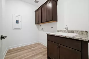 9727 Rockwell Dr, Willis, TX 77318 - Photo 17
