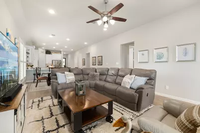 5043 Country Meadows Trail, Iowa Colony, TX 77583 - Photo 7