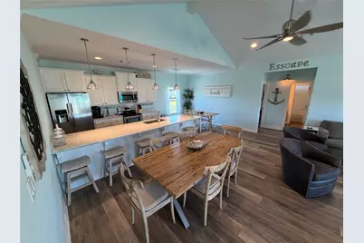 926 Surfside Drive, Crystal Beach, TX 77650 - Photo 21