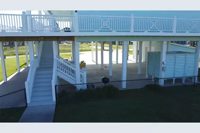 926 Surfside Drive, Crystal Beach, TX 77650 - Photo 5