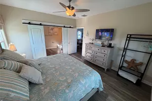 926 Surfside Dr, Crystal Beach, TX 77650 - Photo 31