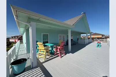 926 Surfside Drive, Crystal Beach, TX 77650 - Photo 15