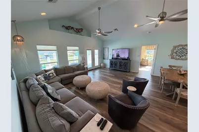 926 Surfside Drive, Crystal Beach, TX 77650 - Photo 19