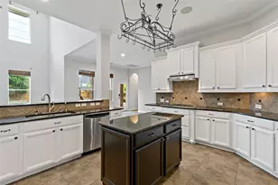 8835 Stowe Creek Ln, Missouri City, TX 77459 - Photo 9