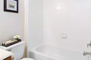 14202 Ballfour Park Ln, Houston, TX 77047 - Photo 15