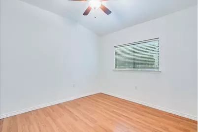 7501 Marble Ridge Drive, Austin, TX 78747 - Photo 17