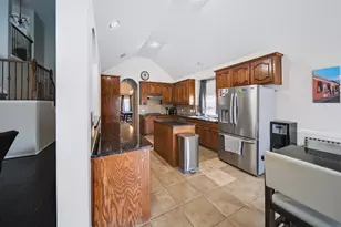 2303 Fern Bend Ln, Katy, TX 77494 - Photo 11