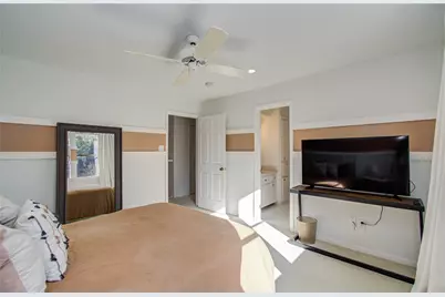 15835 N Barkers Landing Road, Houston, TX 77079 - Photo 25