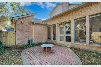 15835 N Barkers Landing Road, Houston, TX 77079 - Photo 33