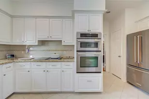 15835 N Barkers Landing Rd, Houston, TX 77079 - Photo 19