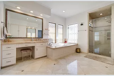 15835 N Barkers Landing Road, Houston, TX 77079 - Photo 23