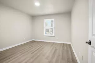 502 Pin Tail Ln, Taylor, TX 76574 - Photo 11