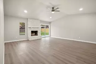 502 Pin Tail Ln, Taylor, TX 76574 - Photo 21